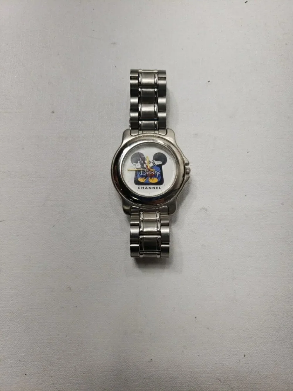 Vintage Disney Mickey Mouse Character Quartz Watch Silver Tone Bracelet